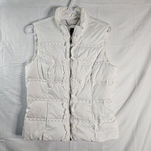 White House Black Market Women's Ivory Quilted Ruffle Trimmed Vest Size Medium